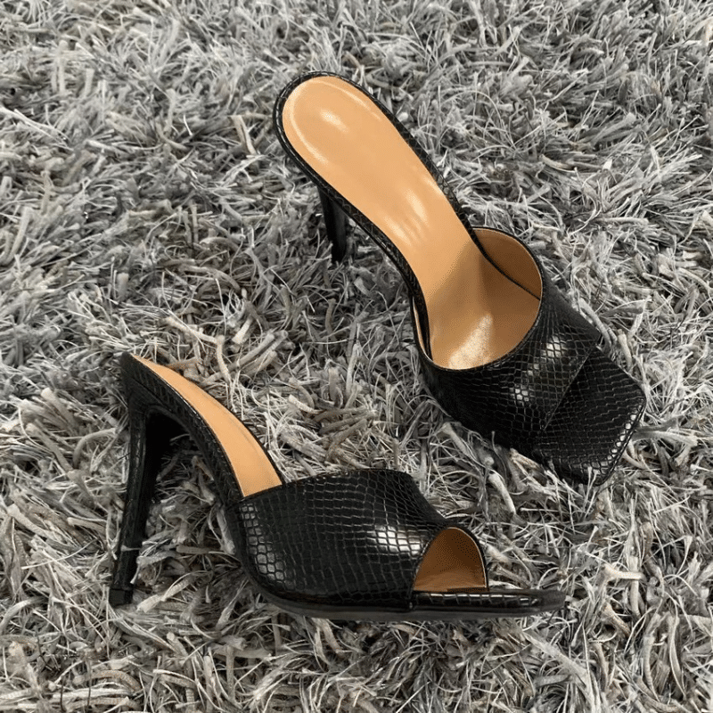 Snakeskin Pattern Square Toe Heels - Image 4
