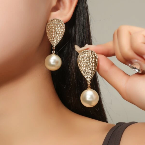 Faux Pearl Drop Earrings1